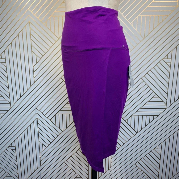 Athleta Seaside Fold Over Skirt in Purple - Picture 4 of 11